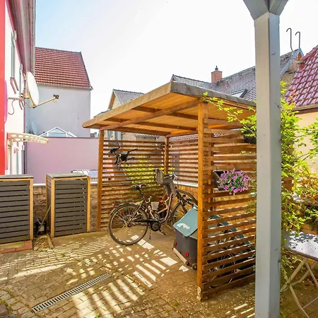 Appartement Gruener Salon - Komfortable Fuer Zwei Personen Im Herzen Von Mueritz *